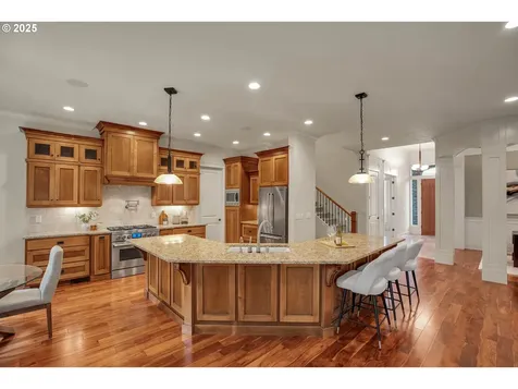 12106 NW 48th Court Vancouver WA 98685