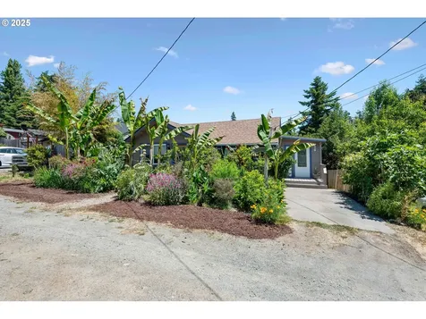 1023 18th Street Myrtle Point OR 97458