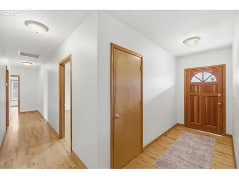 28095 Santiam Highway Sweet Home OR 97386