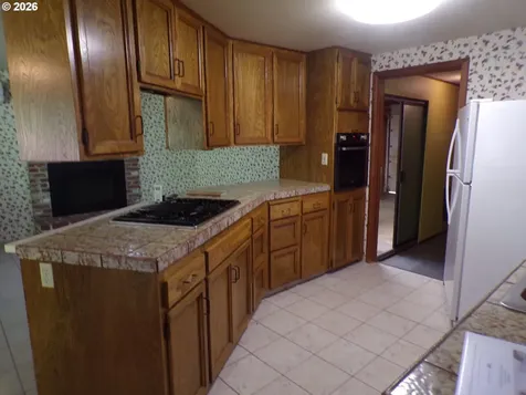 18536 Longfellow Avenue Lake Oswego OR 97035