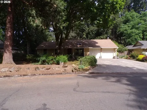 18536 Longfellow Avenue Lake Oswego OR 97035