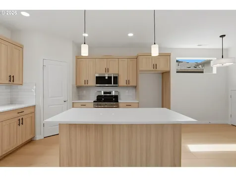 12316 NE 107th Way Vancouver WA 98682