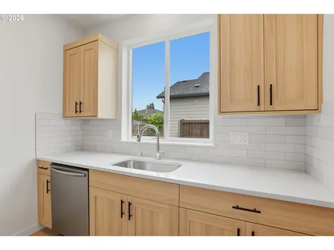 12316 NE 107th Way Vancouver WA 98682