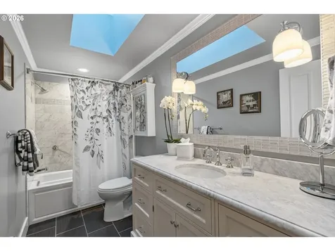 18665 Trillium Drive West Linn OR 97068