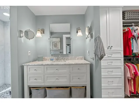 18665 Trillium Drive West Linn OR 97068