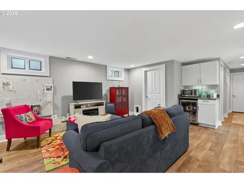 18665 Trillium Drive West Linn OR 97068