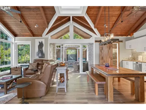 18665 Trillium Drive West Linn OR 97068