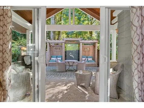 18665 Trillium Drive West Linn OR 97068
