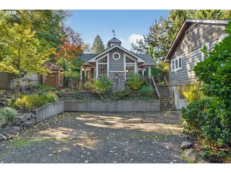 18665 Trillium Drive West Linn OR 97068