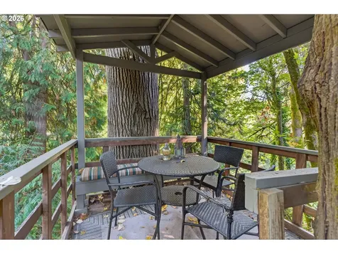 18665 Trillium Drive West Linn OR 97068