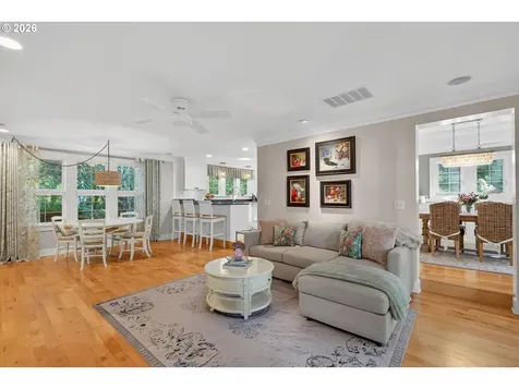 18665 Trillium Drive West Linn OR 97068