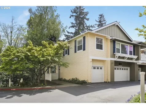 8349 SW 24th Avenue Portland OR 97219