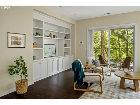 8349 SW 24th Avenue Portland OR 97219