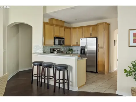 8349 SW 24th Avenue Portland OR 97219