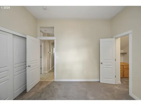 8349 SW 24th Avenue Portland OR 97219