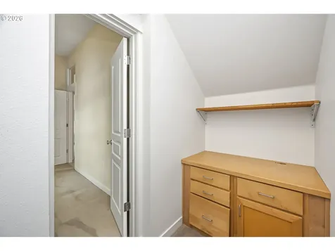 8349 SW 24th Avenue Portland OR 97219