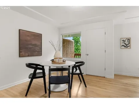5381/5383 SW Humphrey Boulevard Portland OR 97221