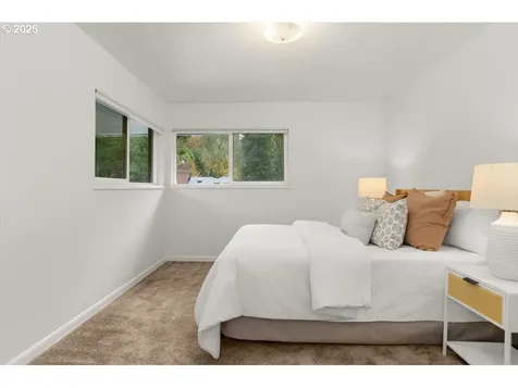 5381/5383 SW Humphrey Boulevard Portland OR 97221