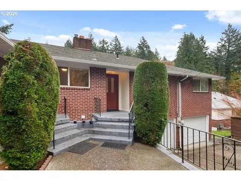 5381/5383 SW Humphrey Boulevard Portland OR 97221