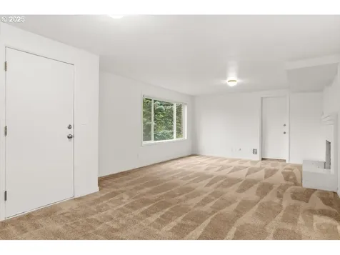 5381/5383 SW Humphrey Boulevard Portland OR 97221