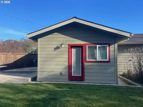 1890 Taylor Street Eugene OR 97405
