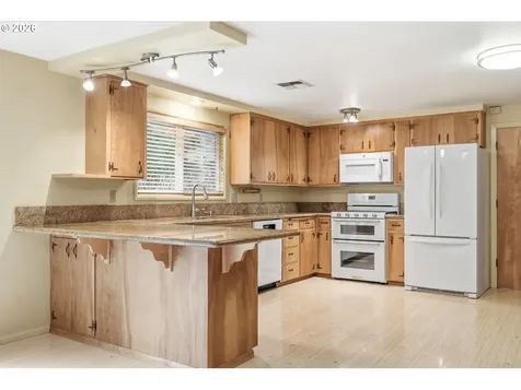 1890 Taylor Street Eugene OR 97405