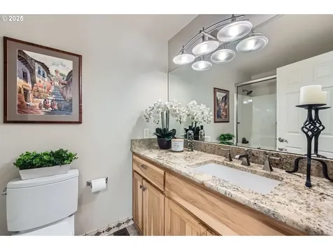 8256 SW Matthew Park Street Portland OR 97224