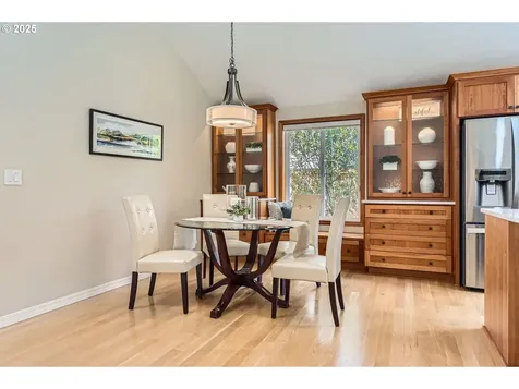 8256 SW Matthew Park Street Portland OR 97224