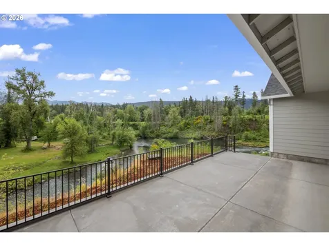 241 Dogwood Drive Gates OR 97346
