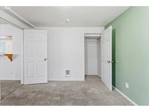 5036 NE 57th Avenue Portland OR 97218