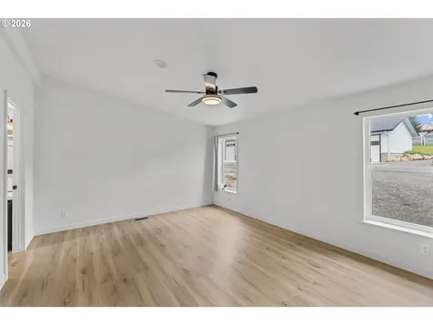 16090 S Buckner Creek Road Beavercreek OR 97004