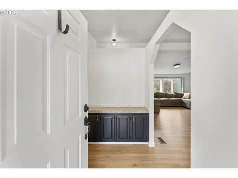 16090 S Buckner Creek Road Beavercreek OR 97004