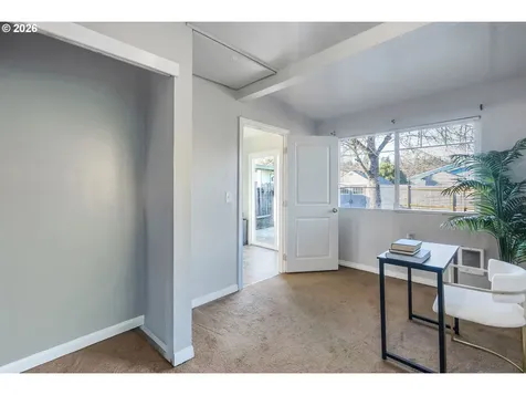 1363 Franklin Street NW Salem OR 97304