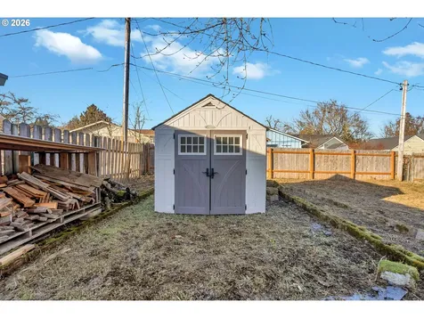 1363 Franklin Street NW Salem OR 97304