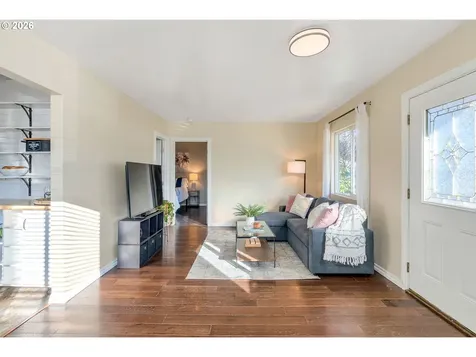 1363 Franklin Street NW Salem OR 97304