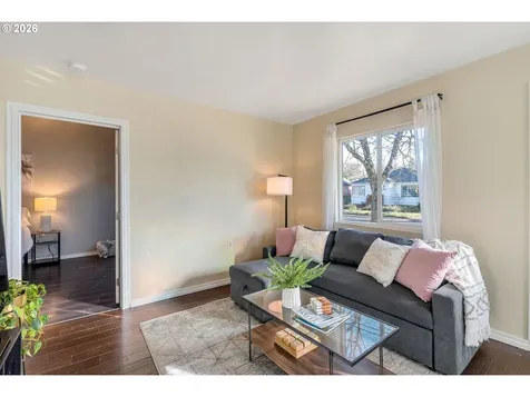 1363 Franklin Street NW Salem OR 97304