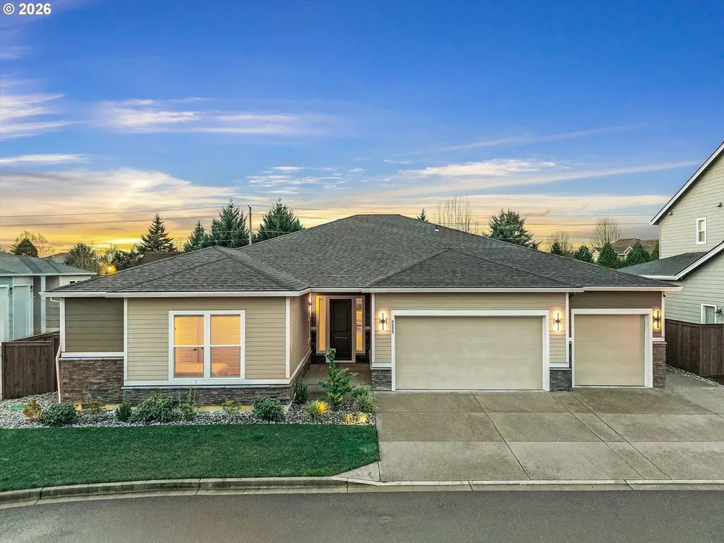 8608 NE 182nd Place Vancouver WA 98682