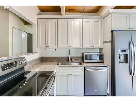 5344 NW Innisbrook Place Portland OR 97229