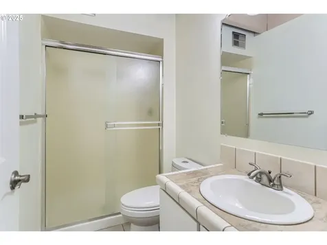 5344 NW Innisbrook Place Portland OR 97229