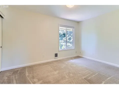 5344 NW Innisbrook Place Portland OR 97229