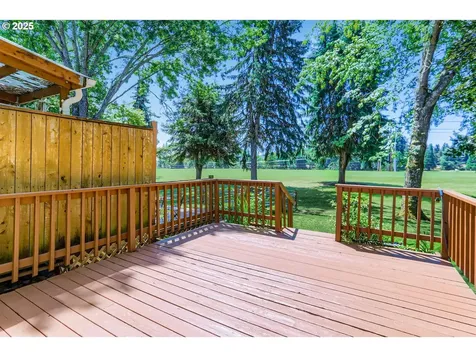 5344 NW Innisbrook Place Portland OR 97229