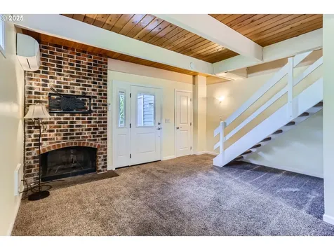 5344 NW Innisbrook Place Portland OR 97229