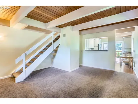 5344 NW Innisbrook Place Portland OR 97229