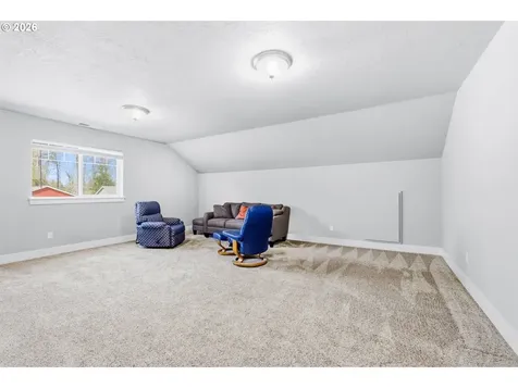 2418 Equestrian Loop S Salem OR 97302