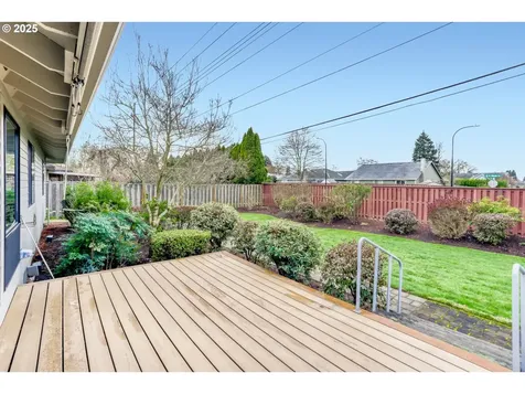 1621 NE Greensword Drive Hillsboro OR 97124