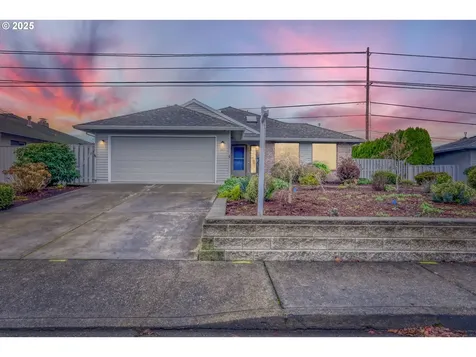 1621 NE Greensword Drive Hillsboro OR 97124