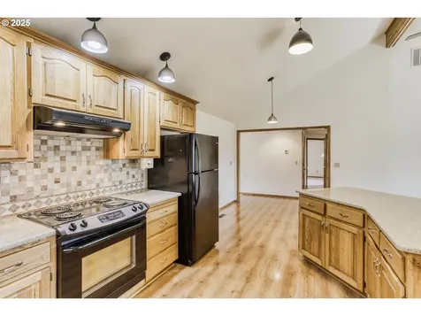 1621 NE Greensword Drive Hillsboro OR 97124