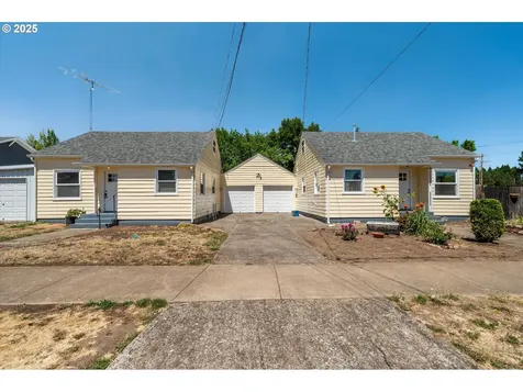 35 W Mary Street Lebanon OR 97355