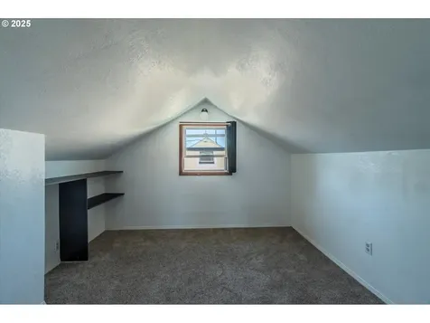 35 W Mary Street Lebanon OR 97355