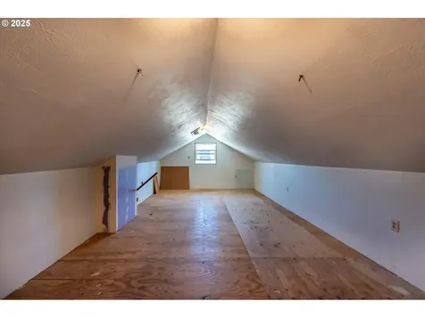 35 W Mary Street Lebanon OR 97355